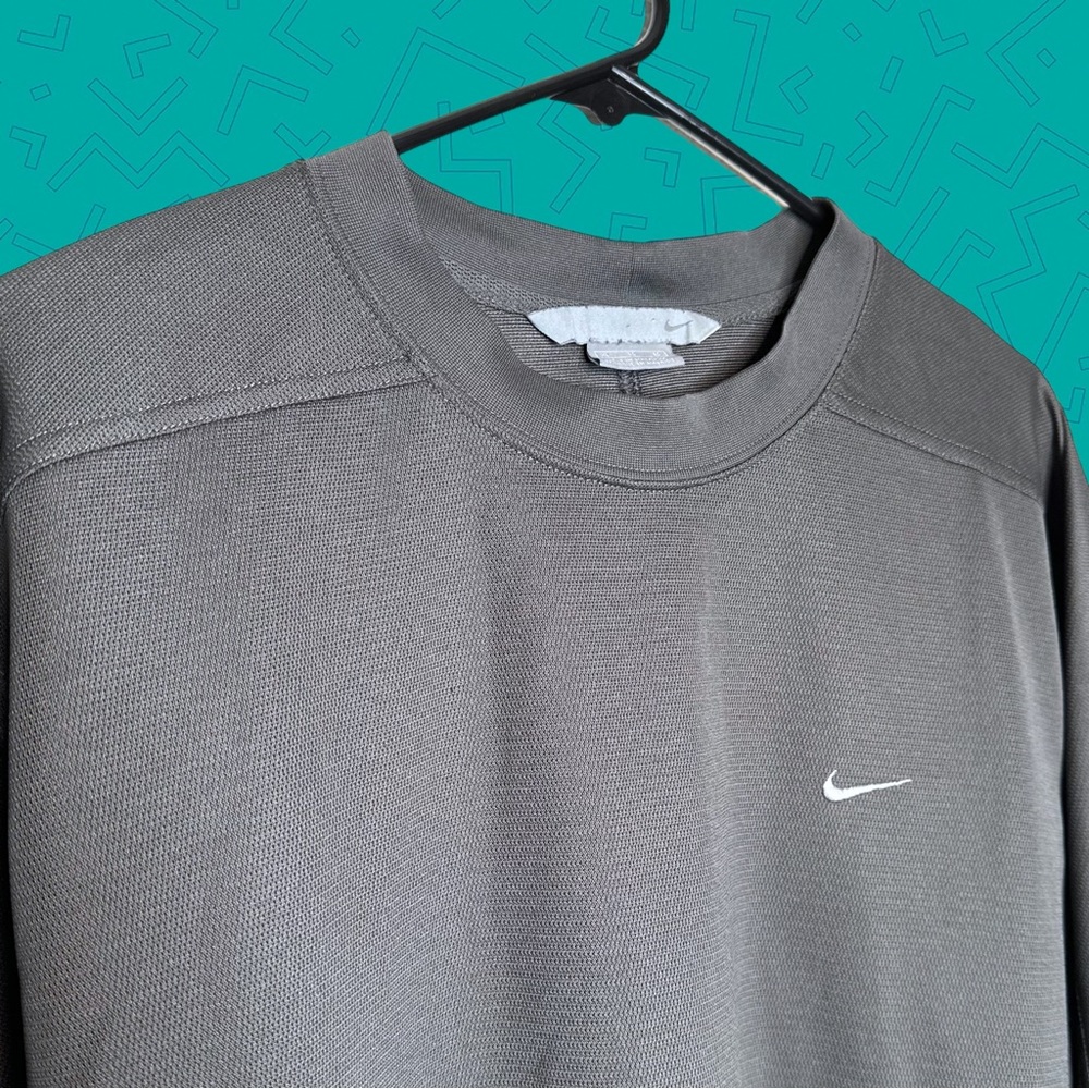 Vintage Nike longsleeve shirt - Picture 1 of 6
